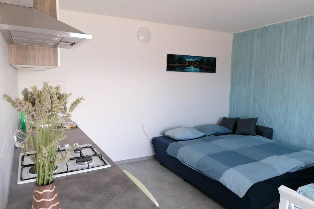 Apartment By The Sea- Santa Marina Raša 外观 照片